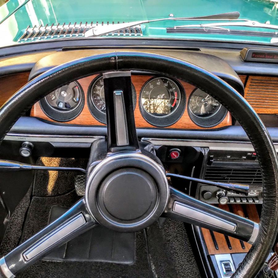 Панель приборов BMW 3.0 CS Pure Eye Candy 1973 года  (фото 18 из 53)
